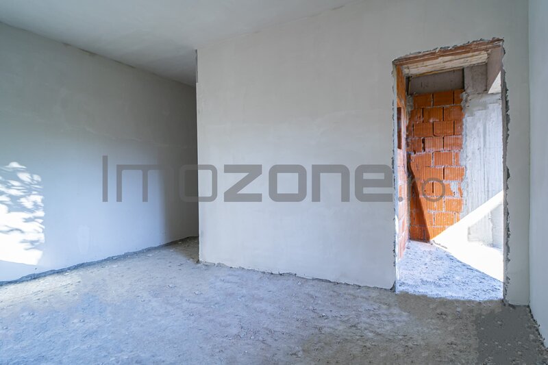 Militari, metrou, 2 camere, 57 mp, decomandat, etaj 1/4,  comision 0%.